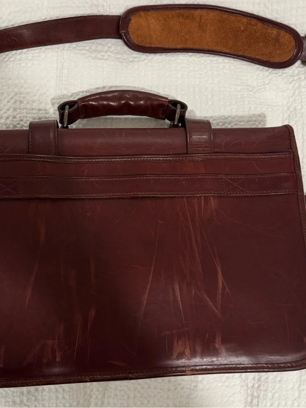 Allen Edmonds Genuine Leather Briefcase / Messenger Bag – Brown